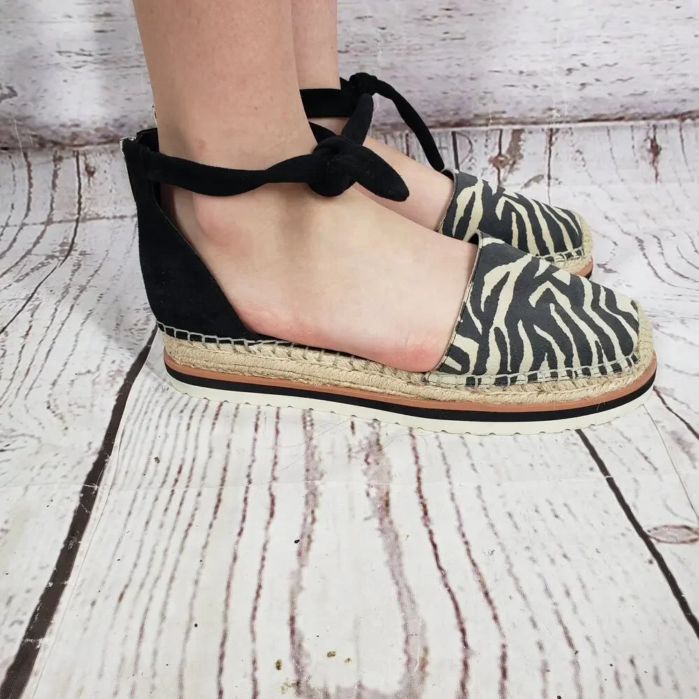 Vince Camuto vince camuto